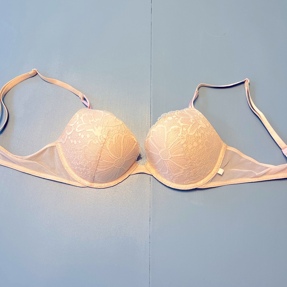 Victoria’s Secret Push-Up Bra, light pink/beige tone, barley worn
